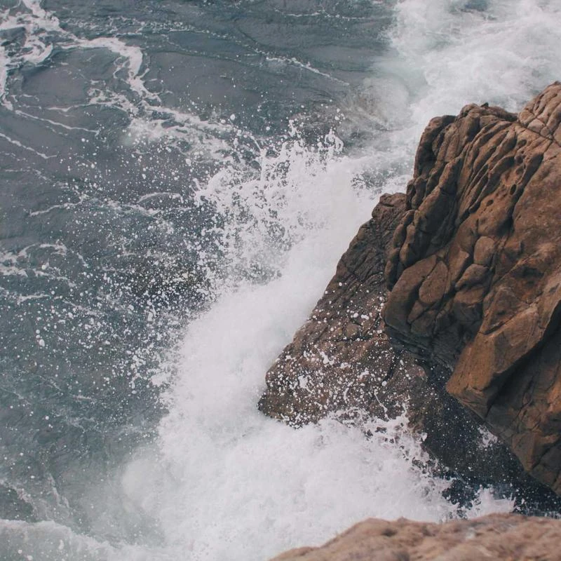 MomentWish Engagement Rings for Women， 1Carat Moissanite Promise Rings， D Color VVS1 Simulated Diamond 925 Sterling Silver Halo Rings