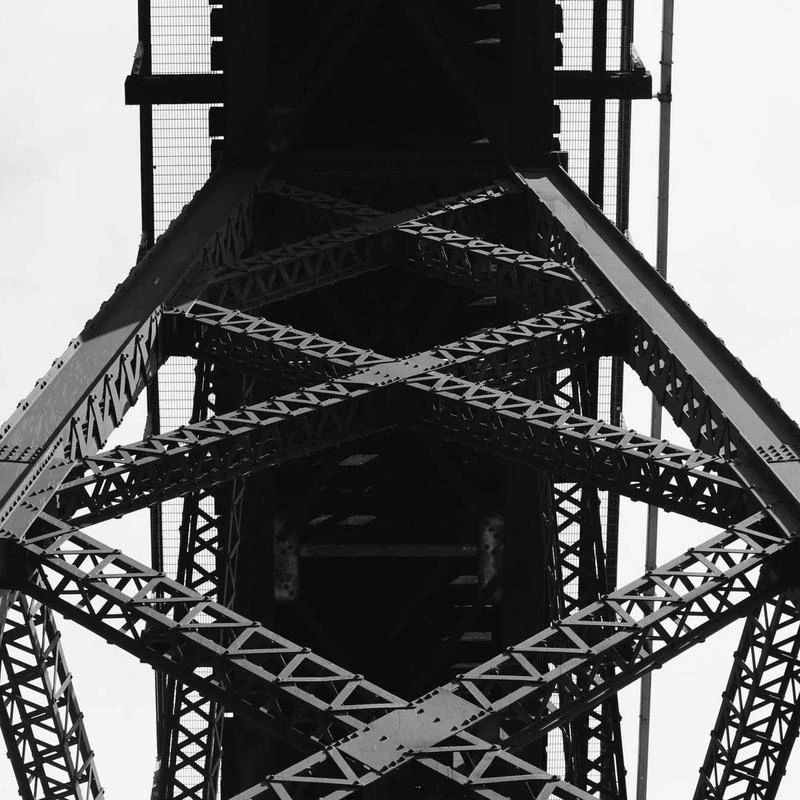 GSRUAN Tablet Holder for Desk Foldable & Adjustable Suitable for 4.7~12.9 inches Mobile Phones, Tablet Computers (Black)