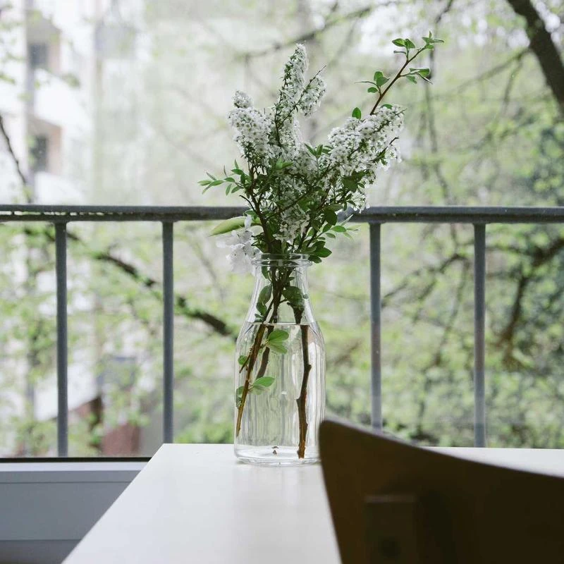 ZHYH Antique Yellow Glaze Embossed Home Decoration Porcelain Flower Vase Collection Vase